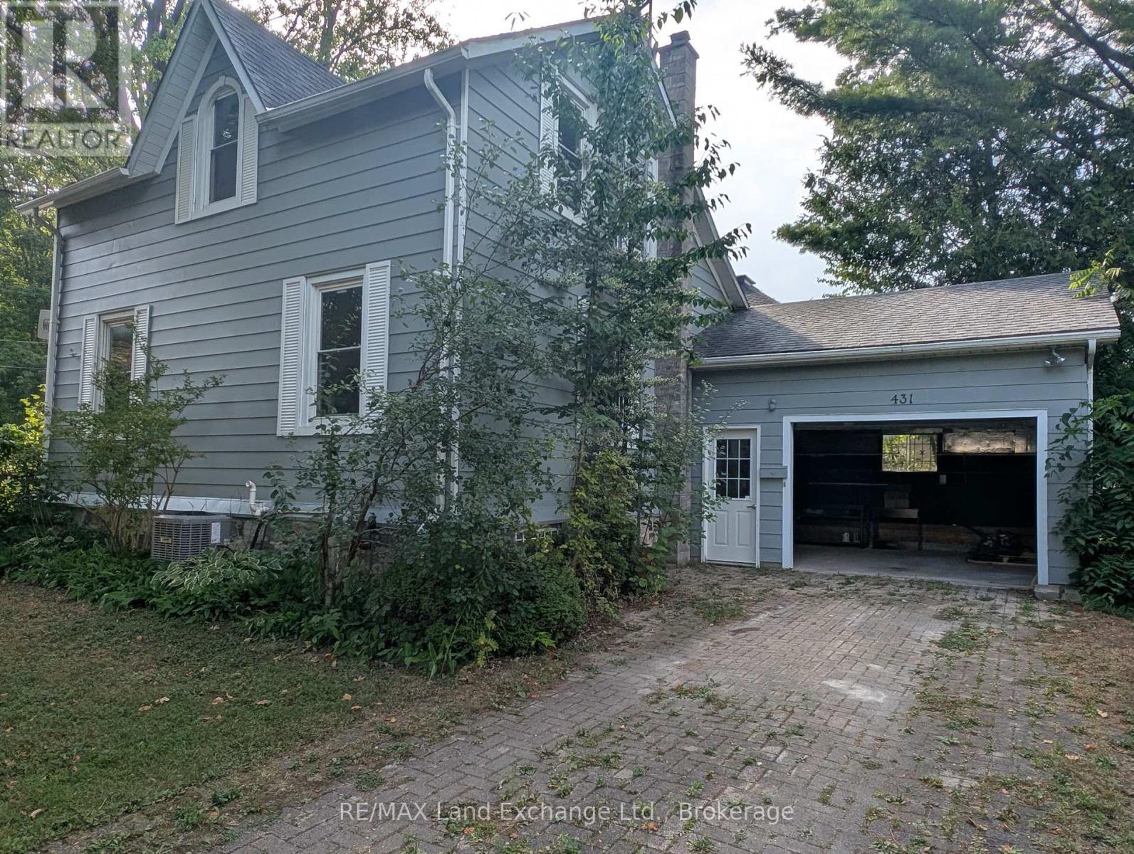 431 Coombs Street, North Huron, Ontario  N0M 1H0 - Photo 7 - X12351063