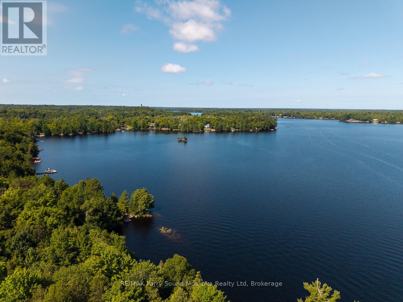 28 Stormy Point Road, Mckellar, Ontario P2A 0B5 - Photo 2 - X12351101