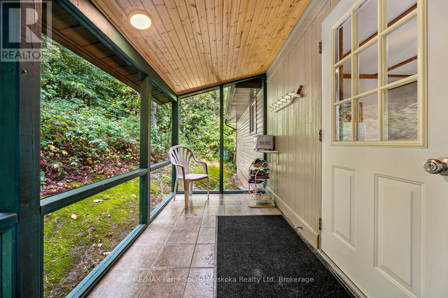 28 Stormy Point Road, Mckellar, Ontario P2A 0B5 - Photo 25 - X12351101