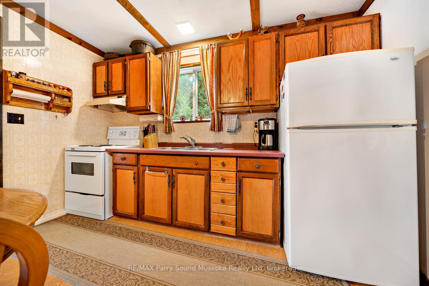 28 Stormy Point Road, Mckellar, Ontario P2A 0B5 - Photo 41 - X12351101