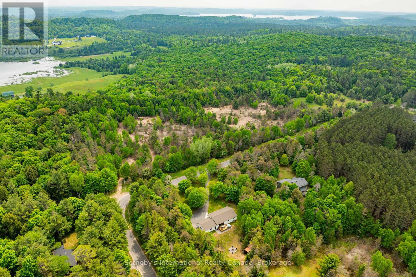 348 Fowlers Road, Huntsville, Ontario P1H 2N5 - Photo 7 - X12351146