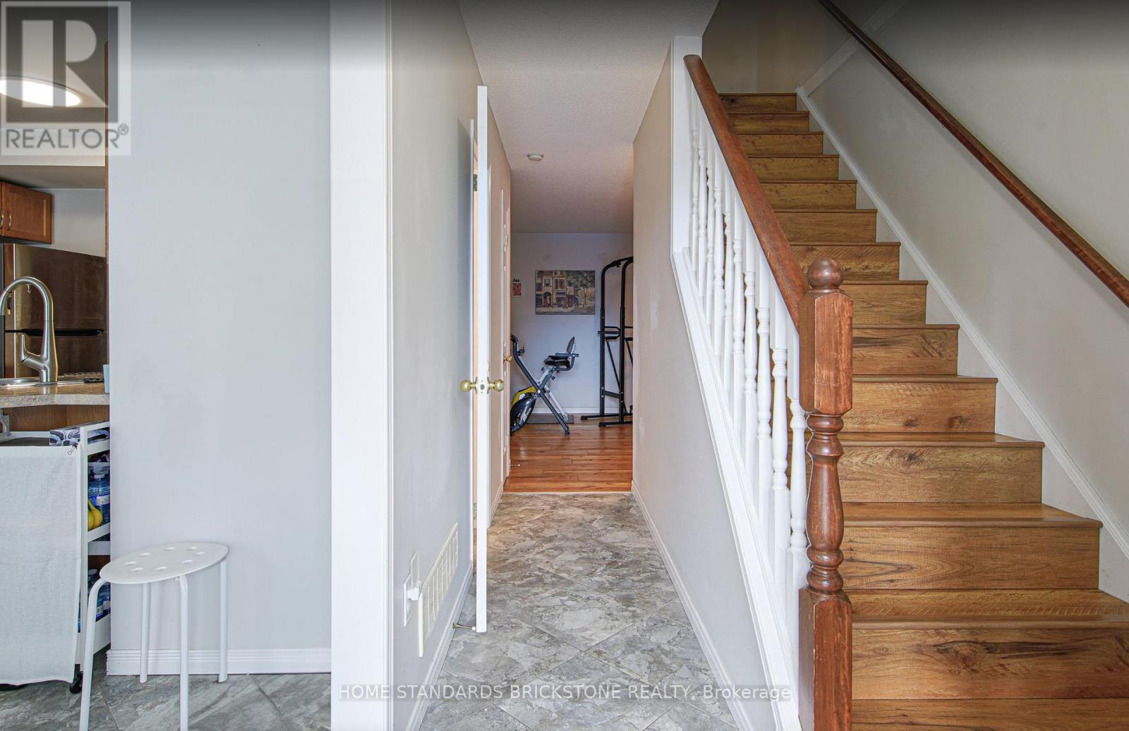 80 - 1320 Savannah Drive N, London North (North C), Ontario  N5X 0B7 - Photo 4 - X12351015