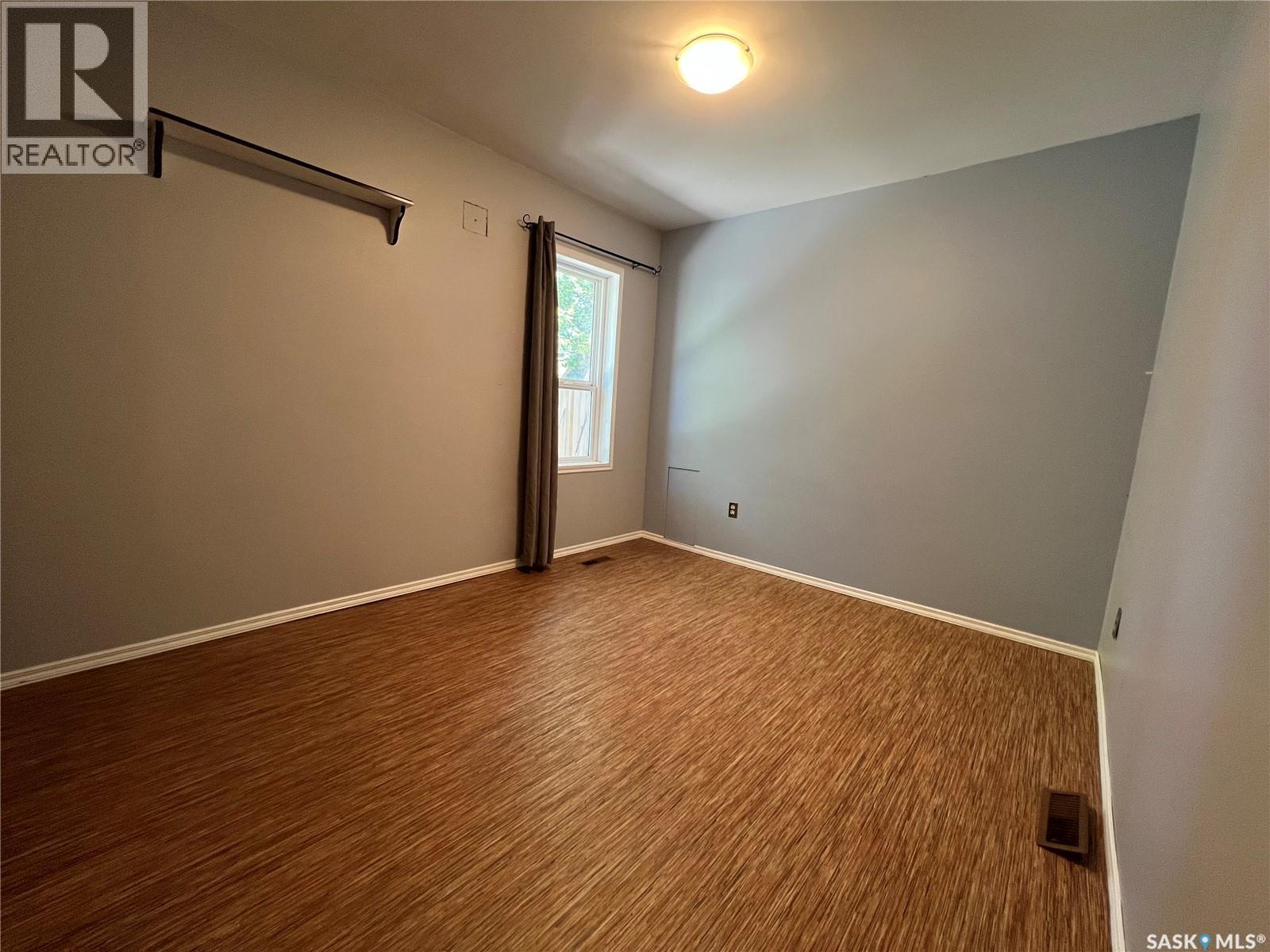 9 11th Avenue Se, Swift Current, Saskatchewan  S9H 3R4 - Photo 13 - SK015931