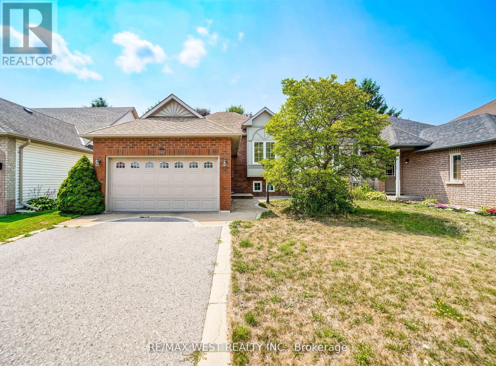 1976 Edenwood Drive, Oshawa, Ontario  L1G 7Y1 - Photo 1 - E12351094