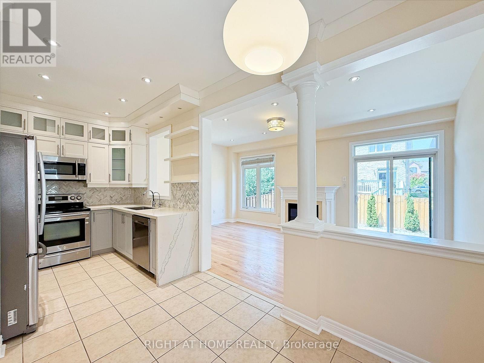 54 George Kirby Street, Vaughan, Ontario  L6A 0K5 - Photo 6 - N12351076