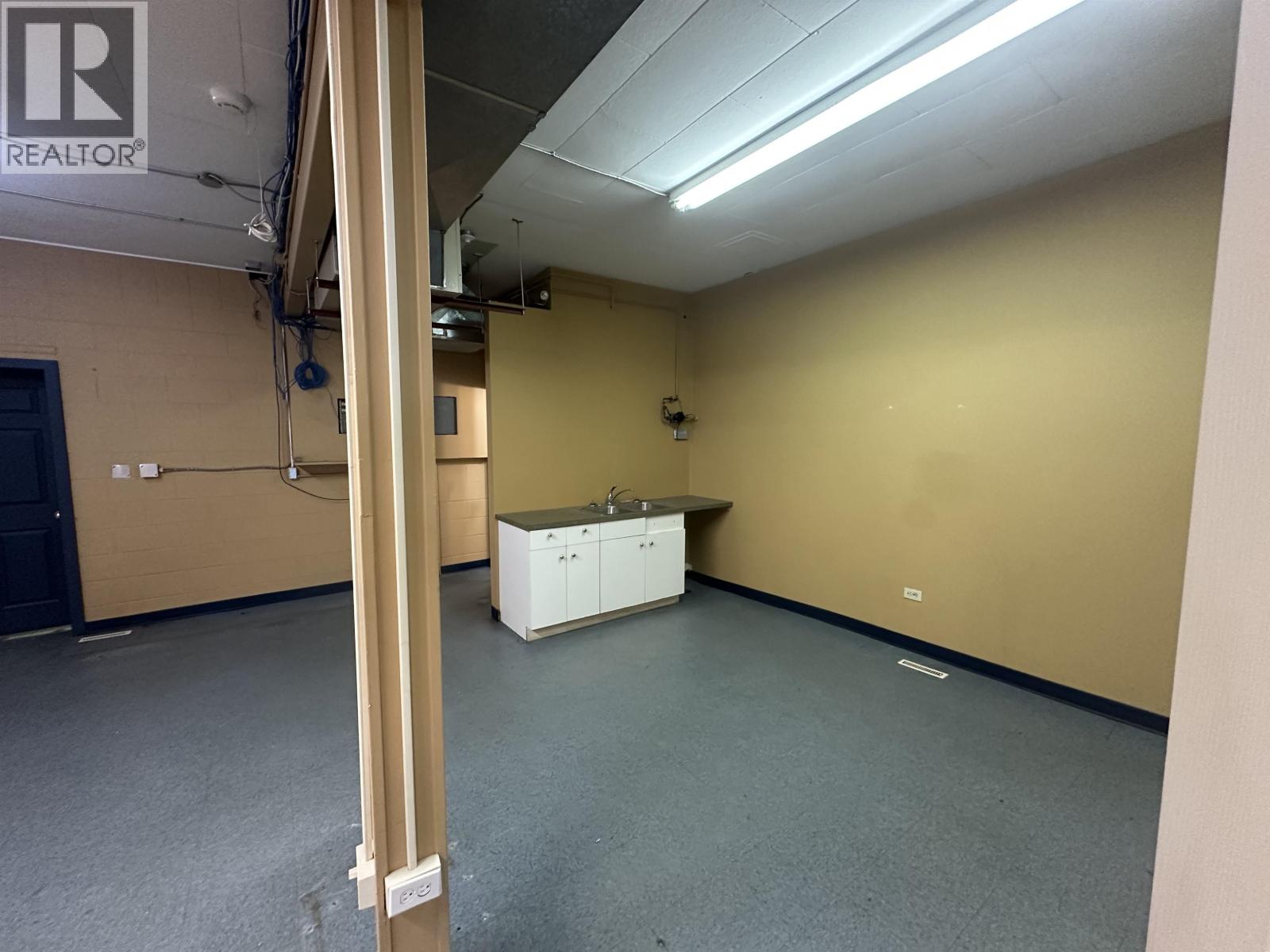 9903 100 Avenue, Fort St. John, British Columbia  V1J 1Y4 - Photo 6 - C8071542
