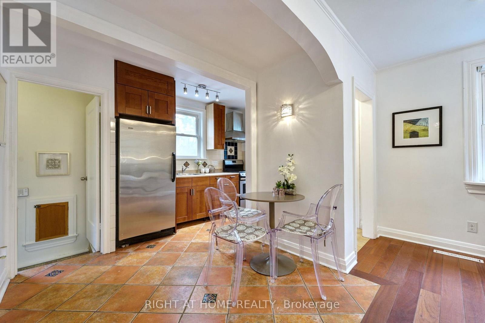 Property at 164 WILLIAM STREET image 5