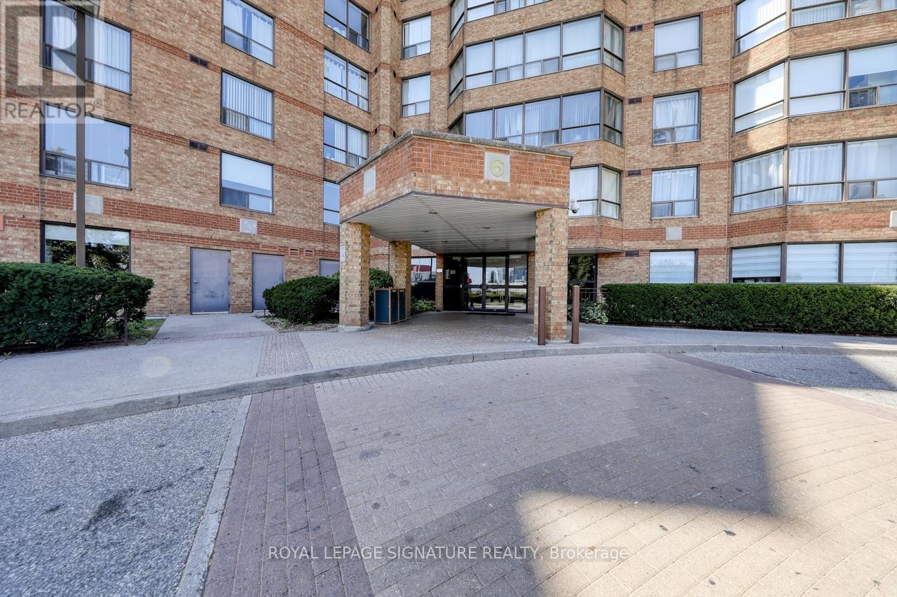 Property at 904 - 6 HUMBERLINE DRIVE image 2