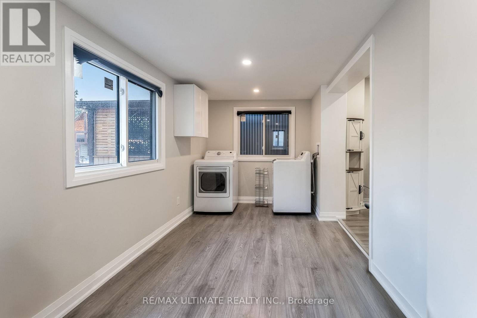 47 Mahoney Avenue, Toronto (Mount Dennis), Ontario  M6M 2H5 - Photo 21 - W12351135