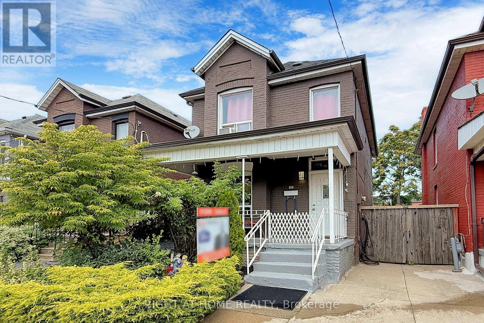 89 Keith Street, Hamilton, Ontario  L8L 3S5 - Photo 2 - X12351013