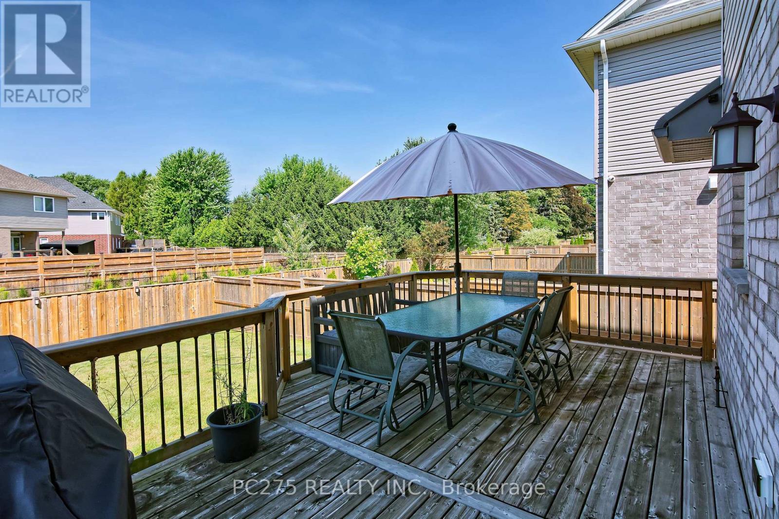 20 Honey Bend, St. Thomas, Ontario  N5P 3S6 - Photo 33 - X12351192