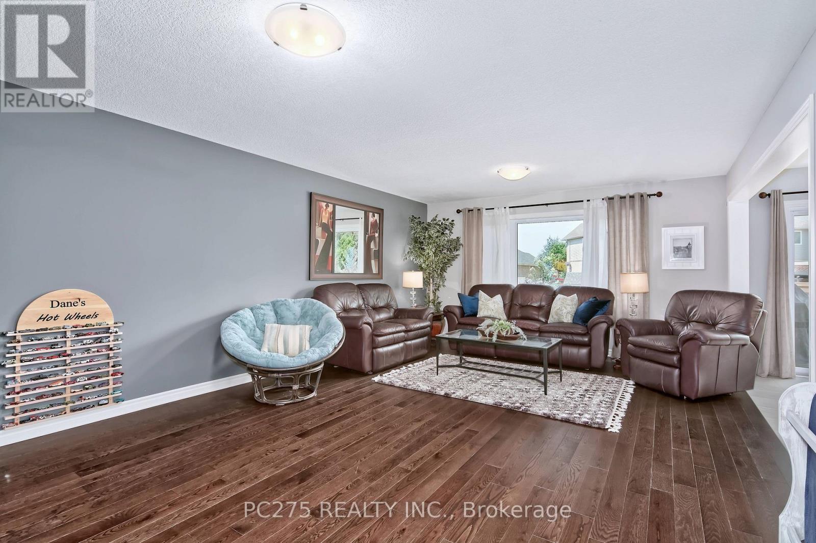 20 Honey Bend, St. Thomas, Ontario  N5P 3S6 - Photo 6 - X12351192