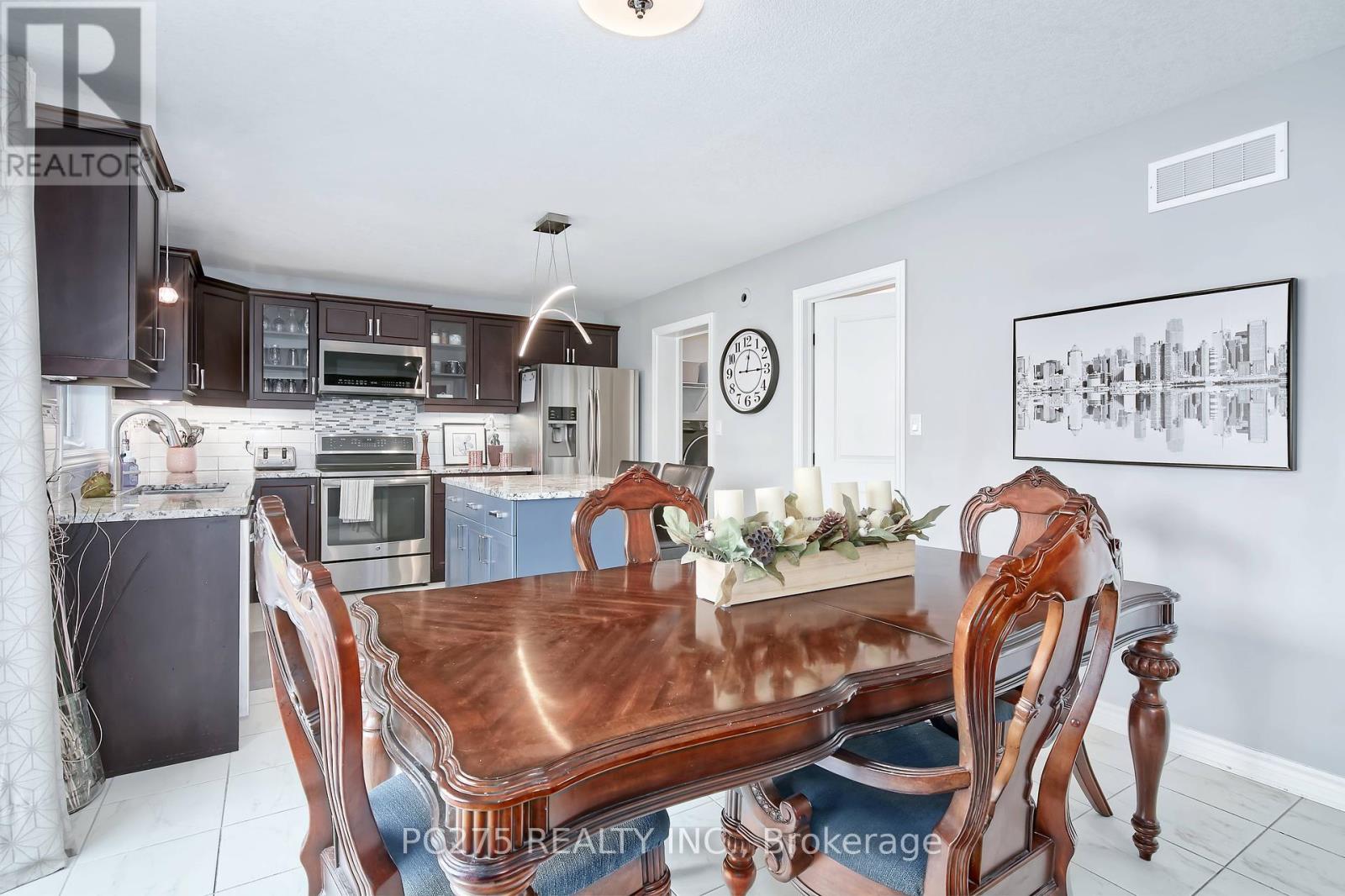 20 Honey Bend, St. Thomas, Ontario  N5P 3S6 - Photo 9 - X12351192