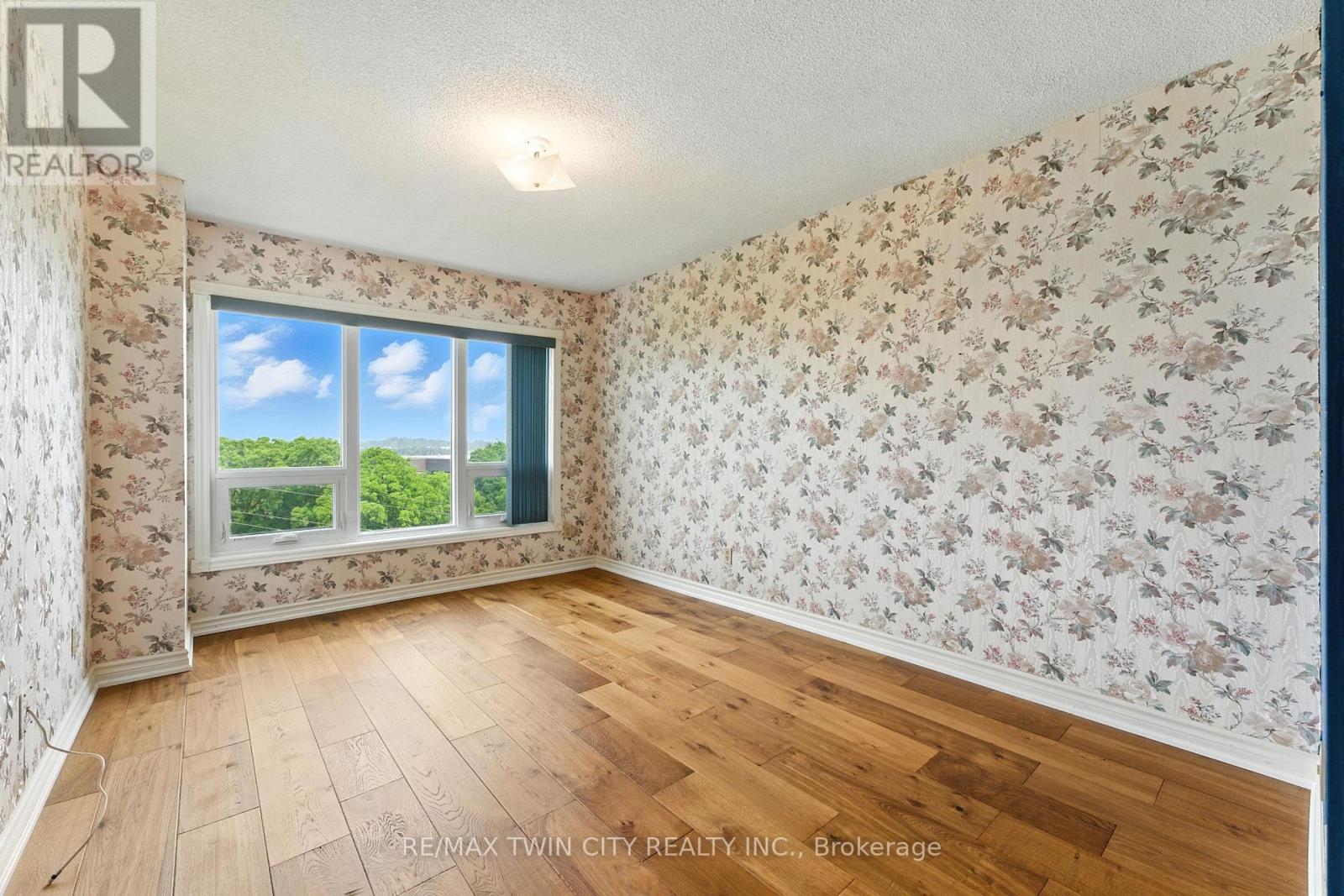 1104 - 237 King Street W, Cambridge, Ontario  N3H 5L2 - Photo 18 - X12351122