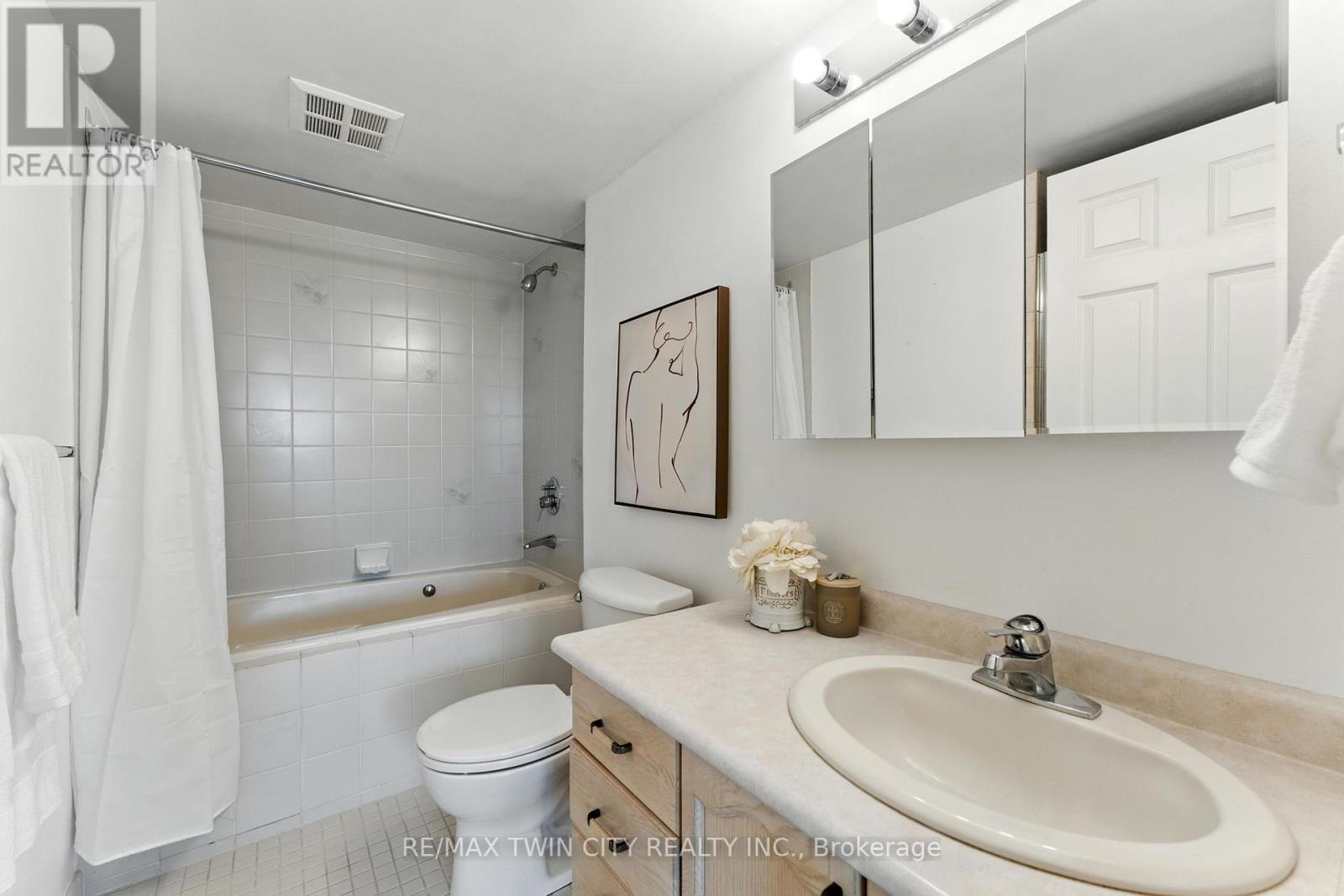 1104 - 237 King Street W, Cambridge, Ontario  N3H 5L2 - Photo 21 - X12351122