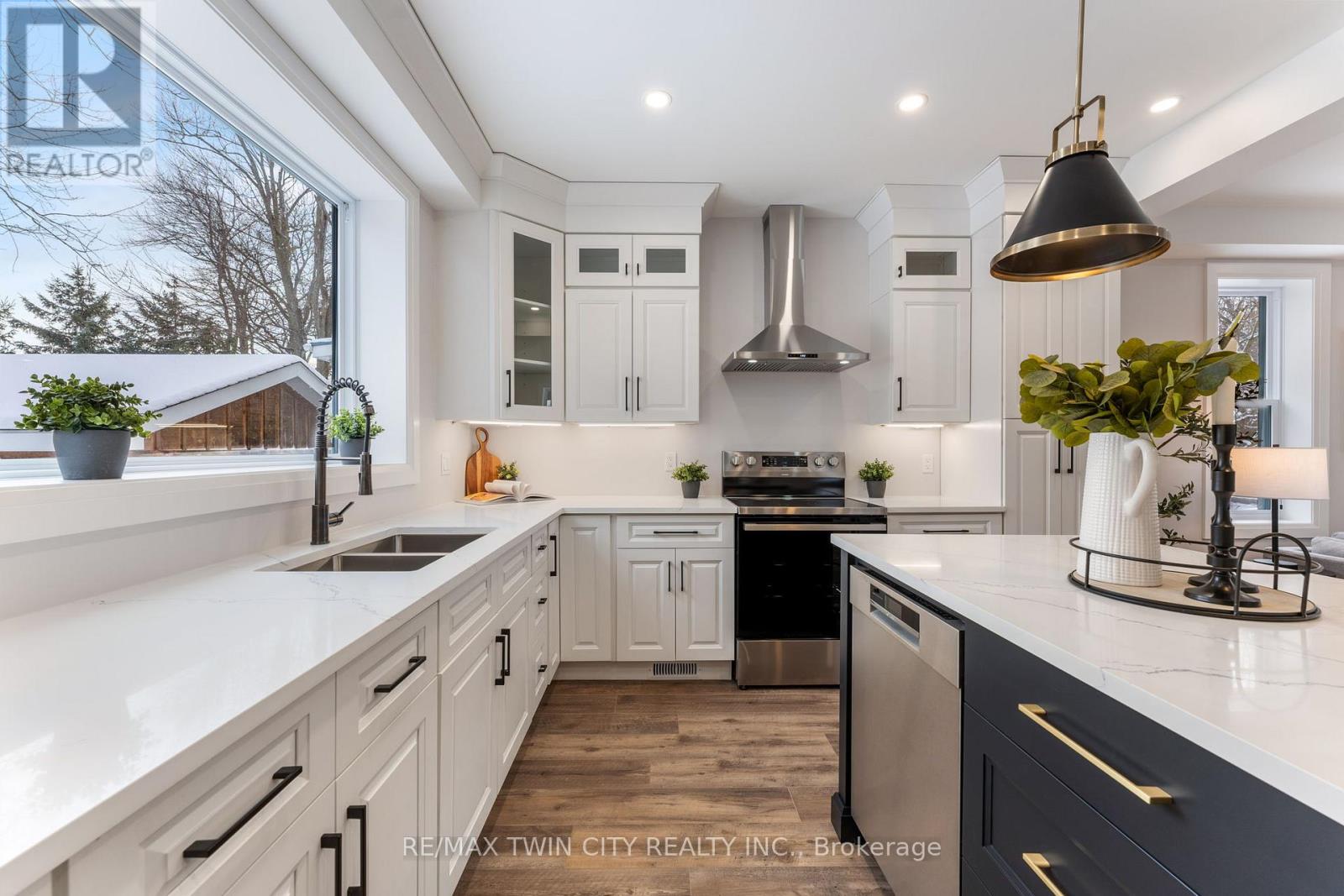 351 Fountain Street S, Cambridge, Ontario  N3H 1J2 - Photo 16 - X12351130