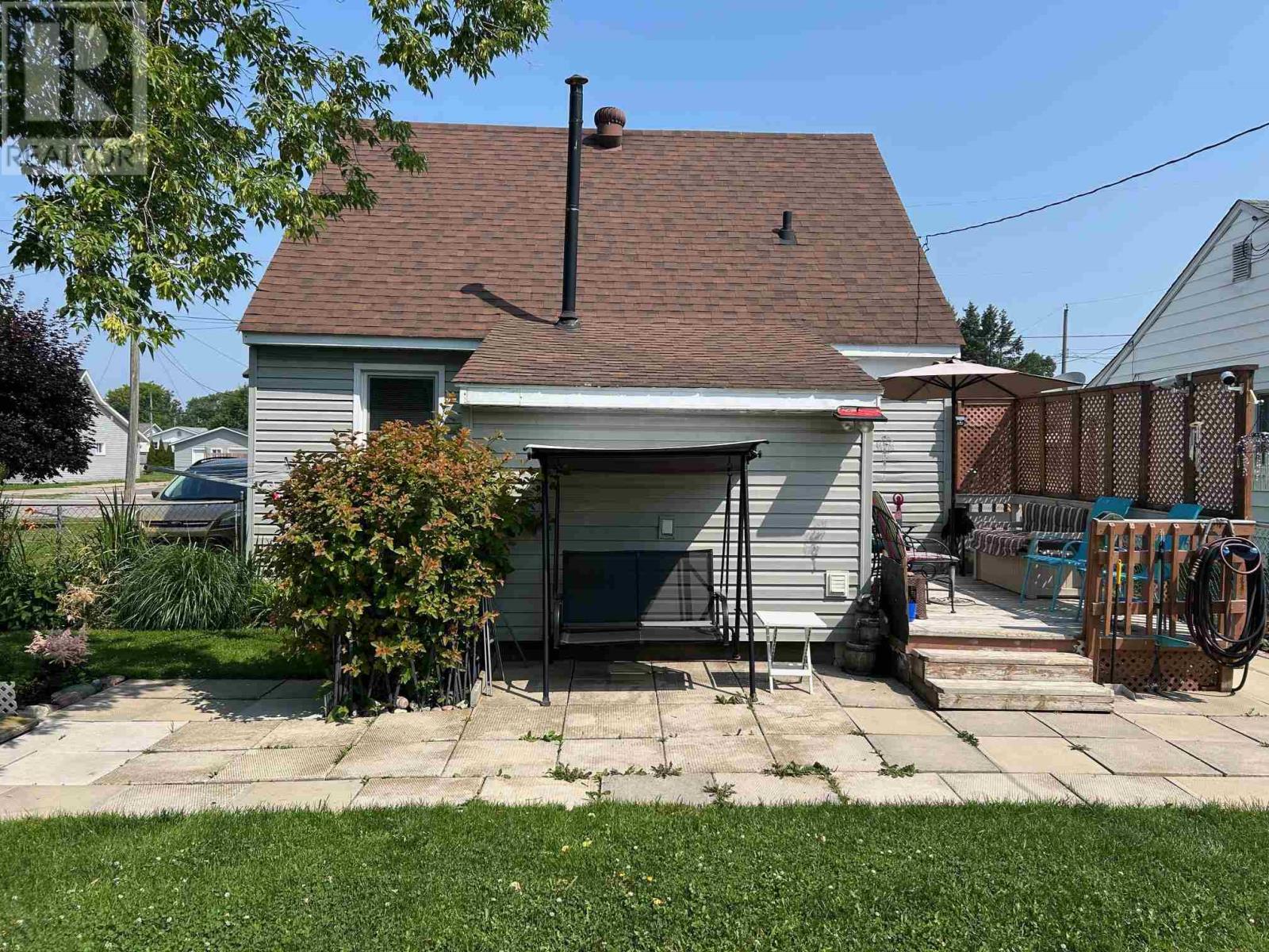 35 Montgomery Ave, Sault Ste. Marie, Ontario  P6B 1M4 - Photo 21 - SM252052