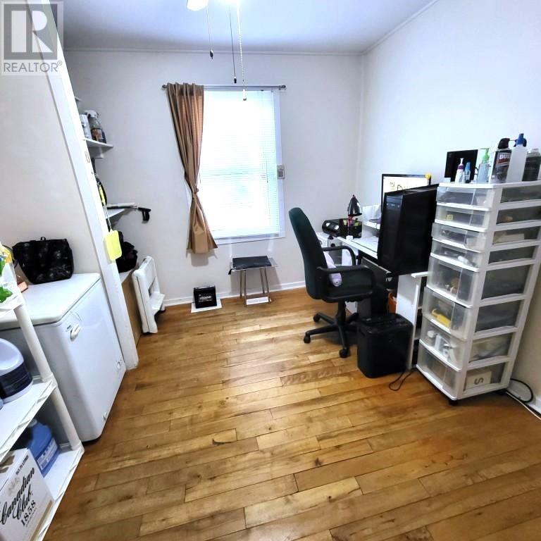 35 Montgomery Ave, Sault Ste. Marie, Ontario  P6B 1M4 - Photo 7 - SM252052