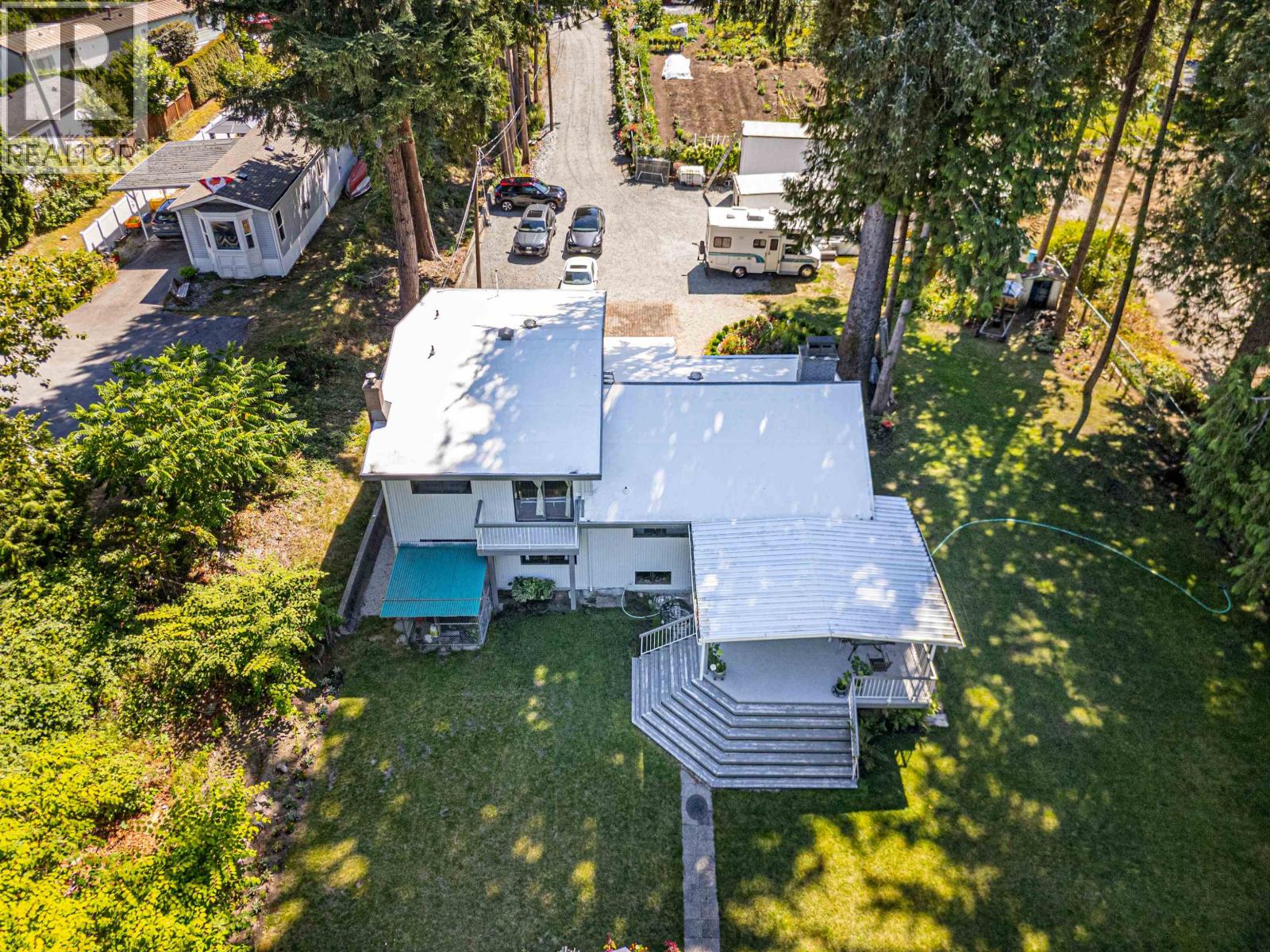 12861 Barnsdale Street, Maple Ridge, British Columbia  V2X 6N6 - Photo 6 - R3038092