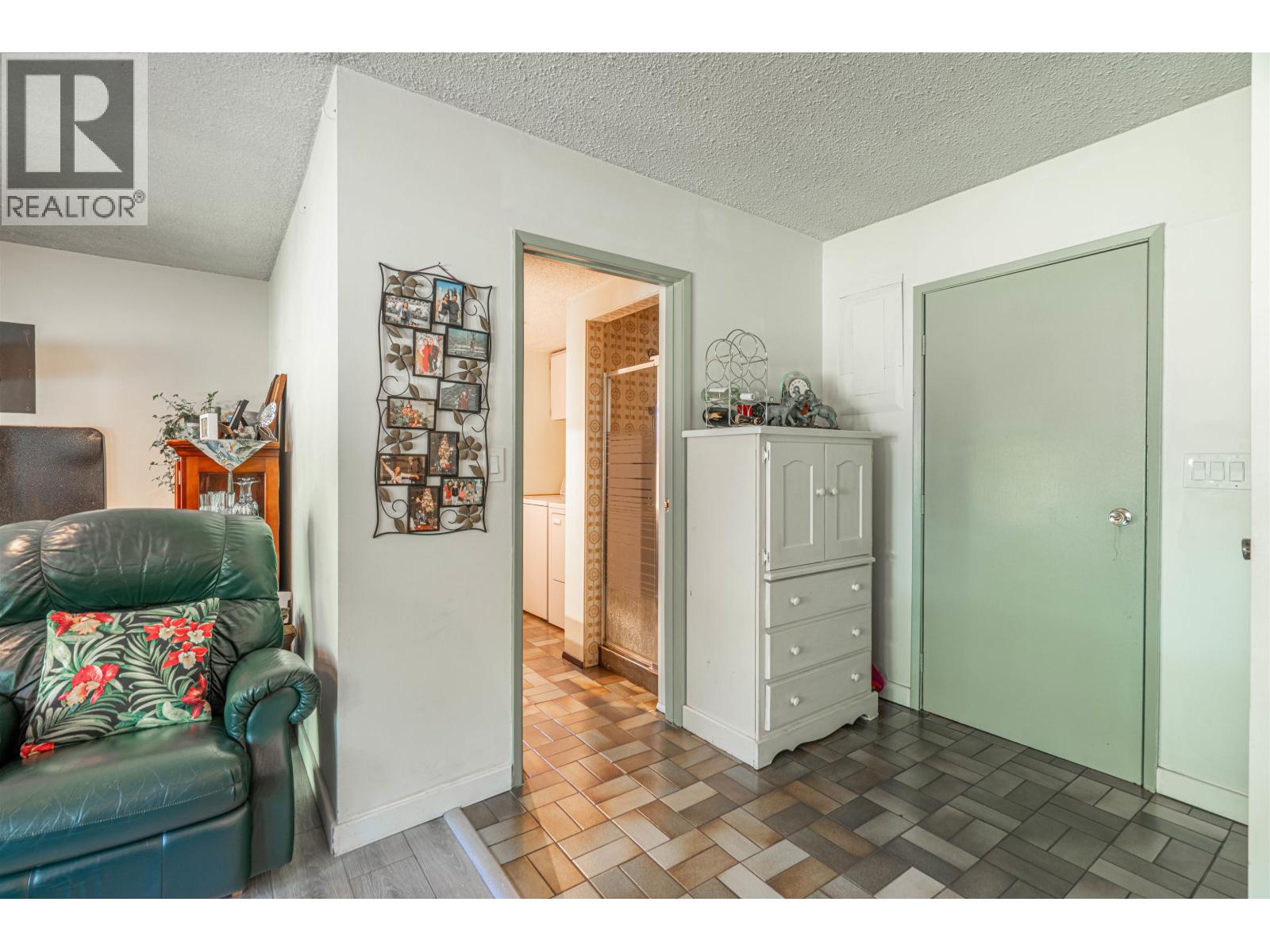 12861 Barnsdale Street, Maple Ridge, British Columbia  V2X 6N6 - Photo 18 - R3038092