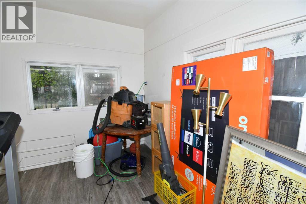 127 2 Street E, Brooks, Alberta  T1R 0G9 - Photo 30 - A2249105