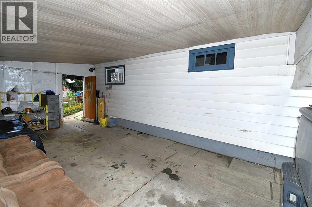 127 2 Street E, Brooks, Alberta  T1R 0G9 - Photo 35 - A2249105