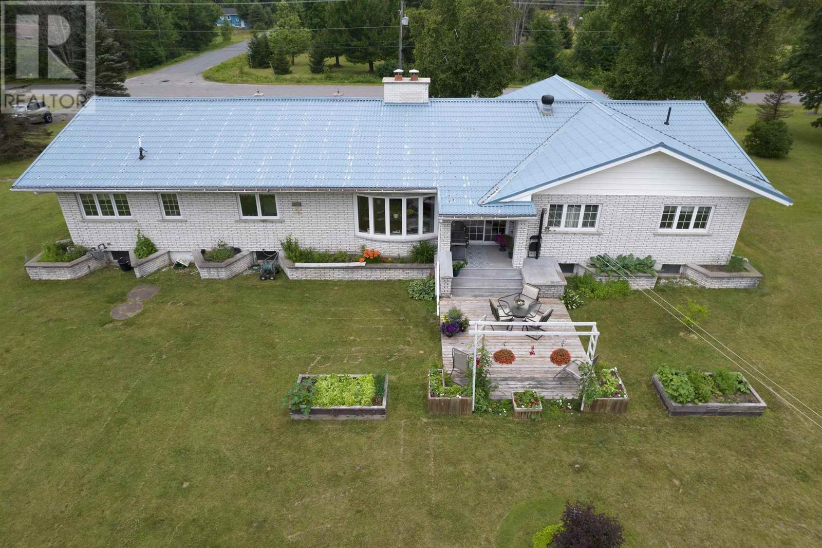 18 Chiblow Lake Rd, Huron Shores, Ontario  P0R 1H0 - Photo 4 - SM251881
