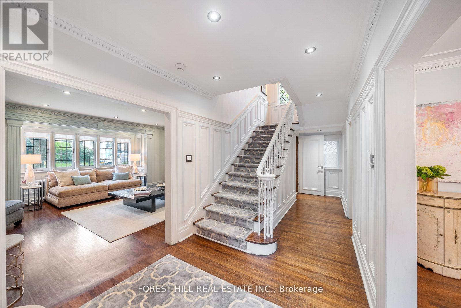 Property at 39 AVA ROAD image 4