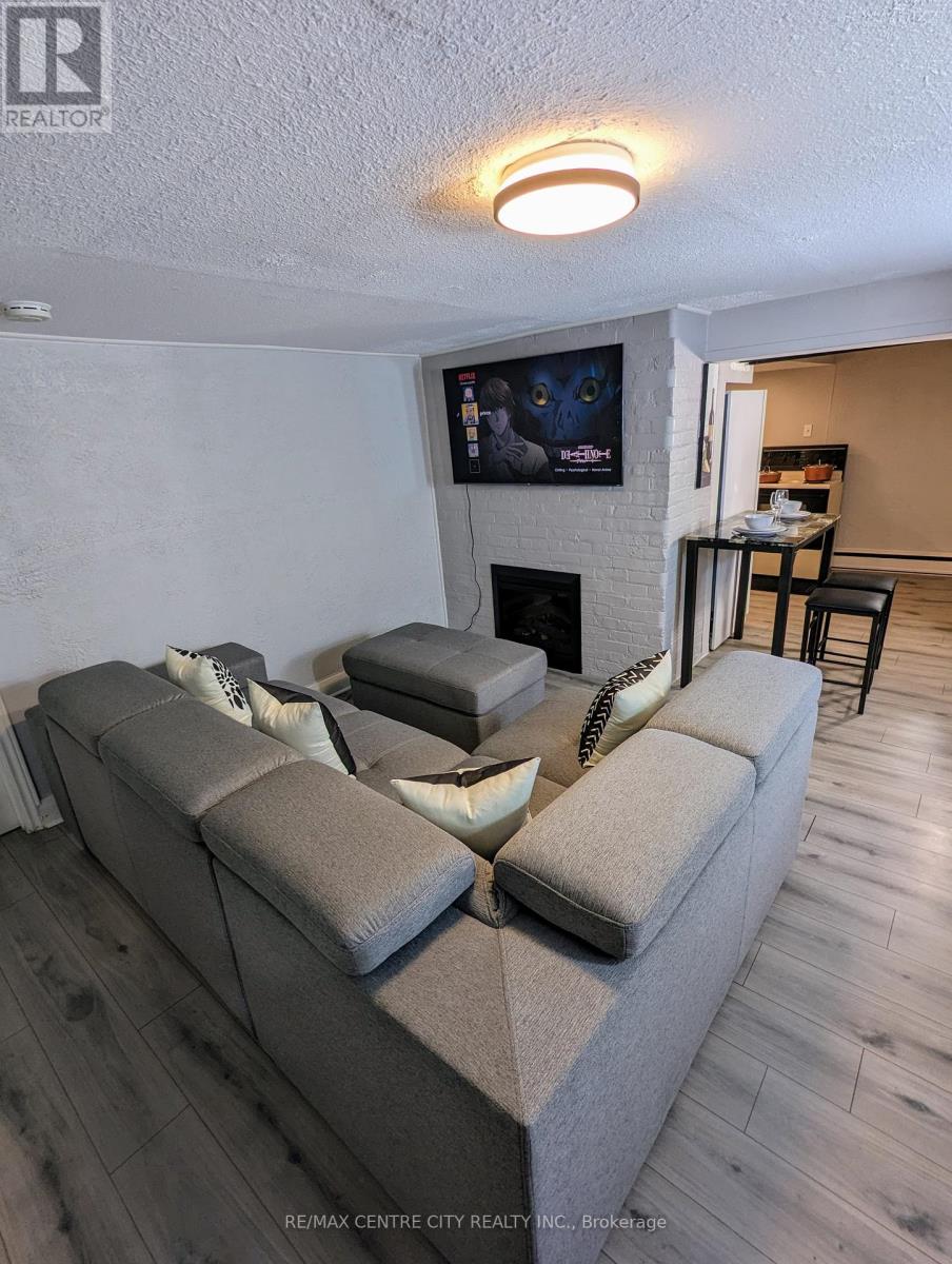 Lower - 1067 Hamilton Road, London East, Ontario  N5W 1A7 - Photo 6 - X12351257