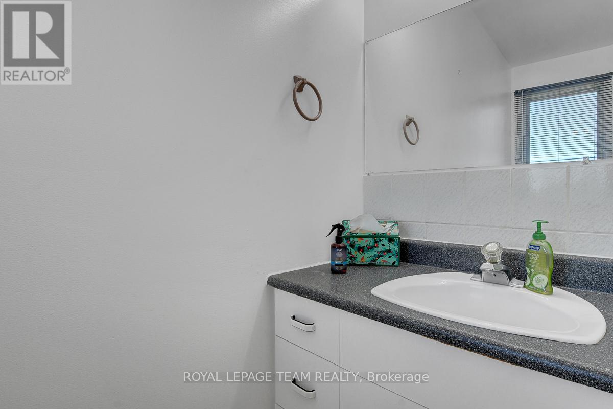8055 County Rd. 44 Road, Edwardsburgh/cardinal, Ontario  K0E 1X0 - Photo 14 - X12351239