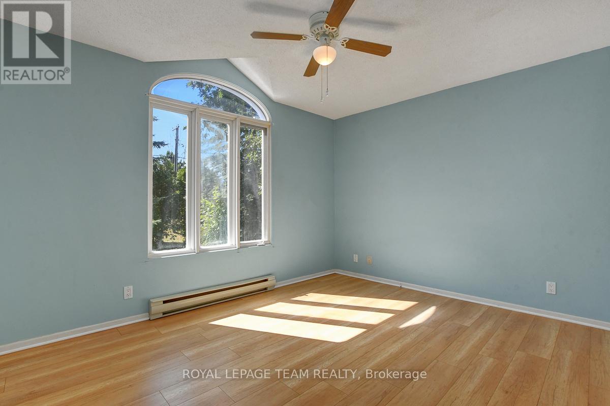 8055 County Rd. 44 Road, Edwardsburgh/cardinal, Ontario  K0E 1X0 - Photo 17 - X12351239