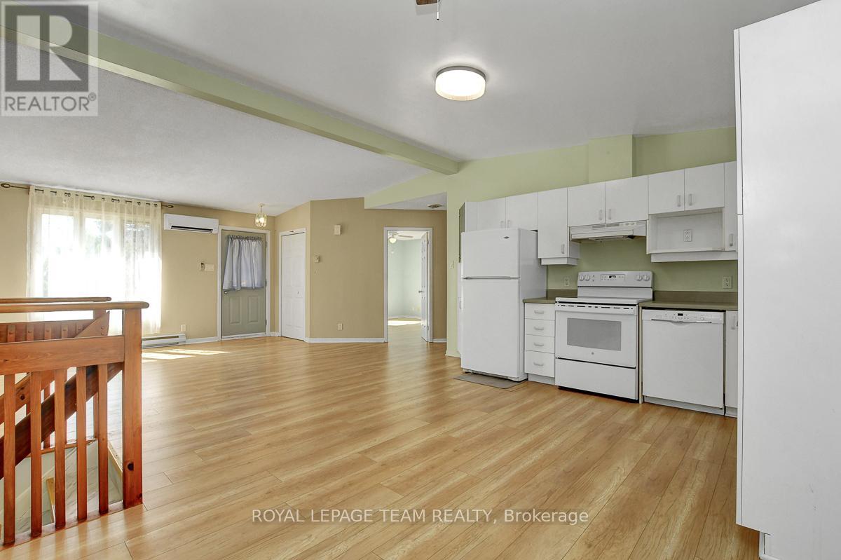 8055 County Rd. 44 Road, Edwardsburgh/cardinal, Ontario  K0E 1X0 - Photo 9 - X12351239