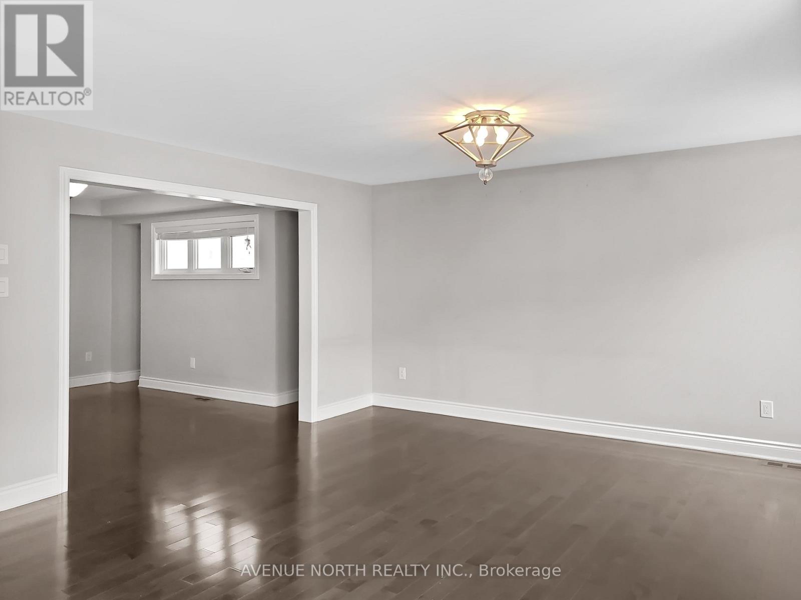 768 Rosehill Avenue, Ottawa, Ontario K2S 0X2 - Photo 13 - X12351255