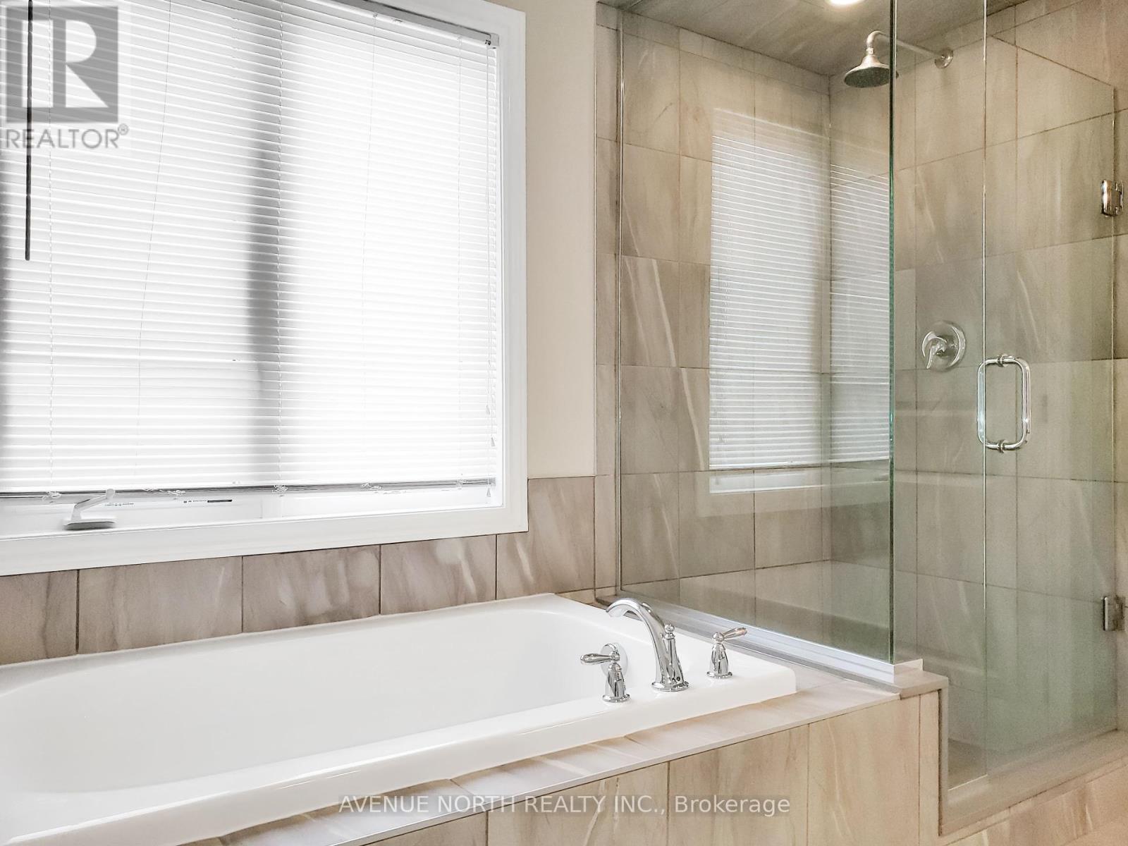 768 Rosehill Avenue, Ottawa, Ontario K2S 0X2 - Photo 24 - X12351255