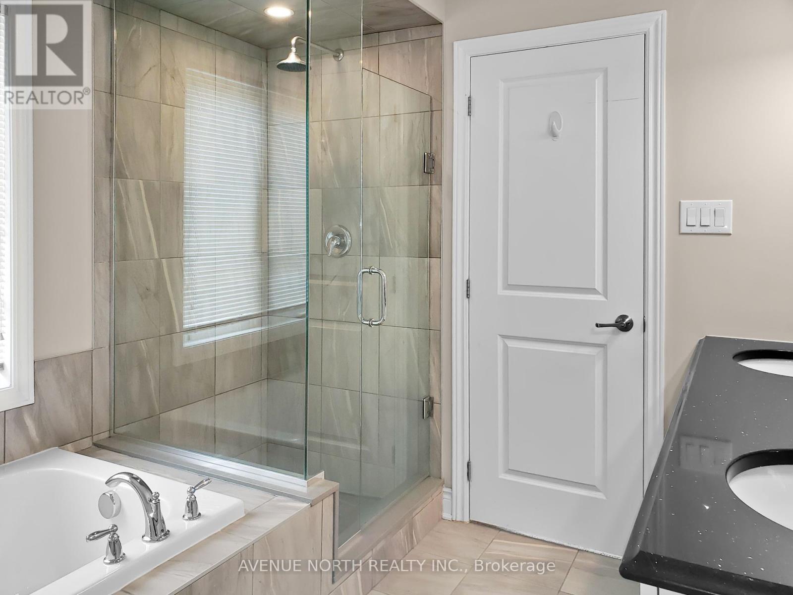 768 Rosehill Avenue, Ottawa, Ontario K2S 0X2 - Photo 25 - X12351255