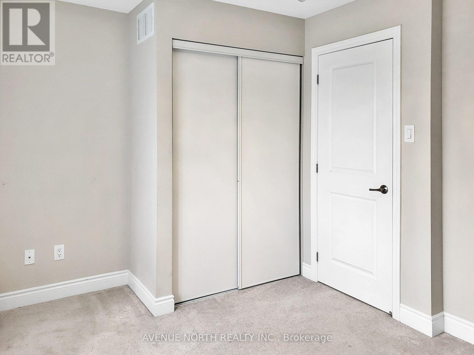 768 Rosehill Avenue, Ottawa, Ontario K2S 0X2 - Photo 30 - X12351255