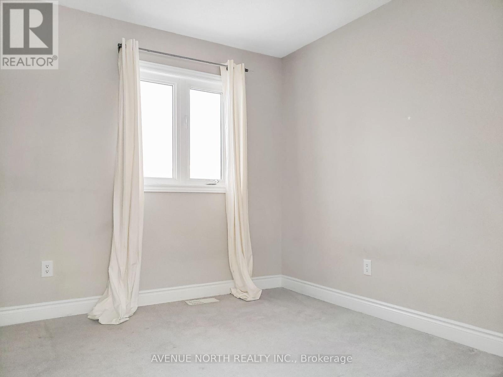 768 Rosehill Avenue, Ottawa, Ontario K2S 0X2 - Photo 31 - X12351255