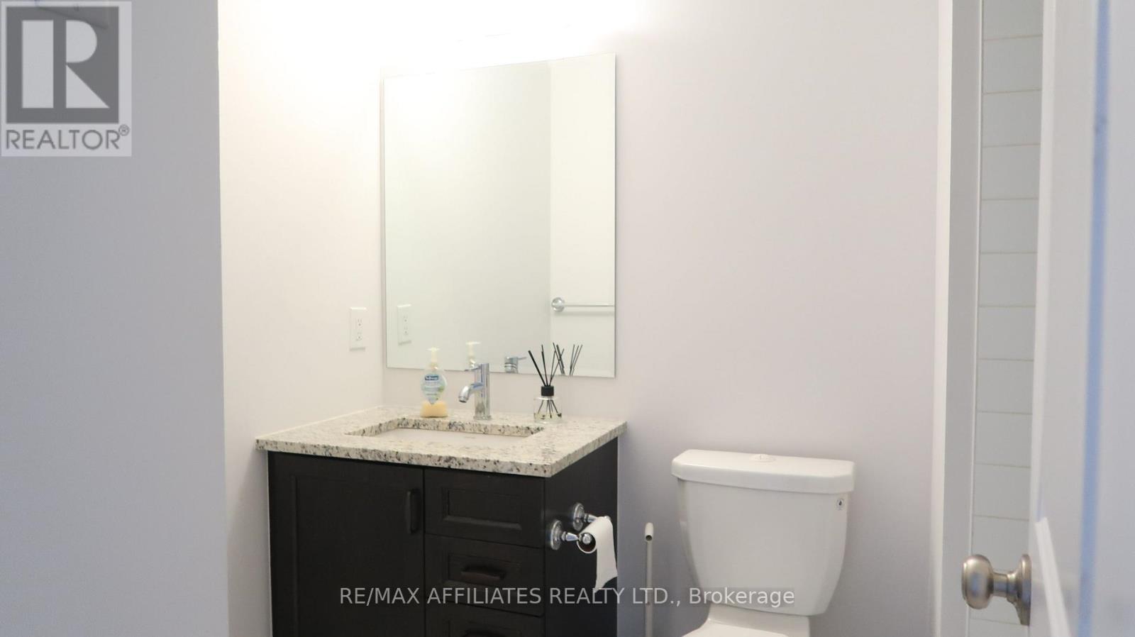 756 Putney Crescent, Ottawa, Ontario K2S 2P1 - Photo 13 - X12351259