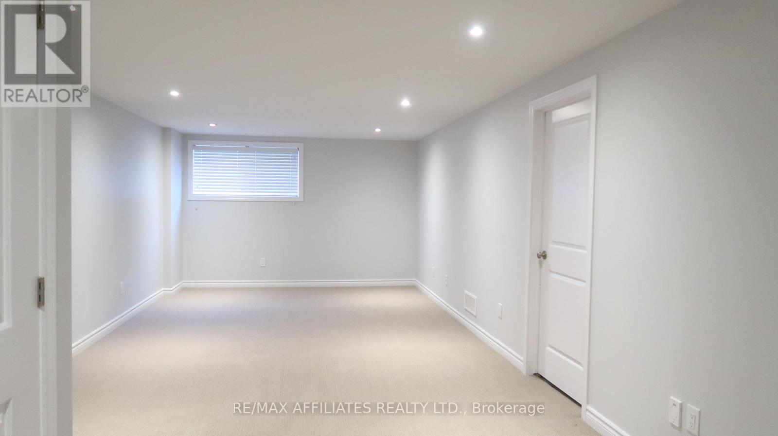 756 Putney Crescent, Ottawa, Ontario K2S 2P1 - Photo 14 - X12351259