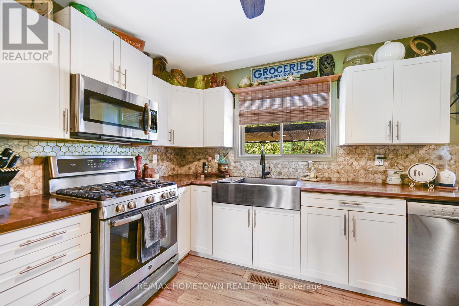 6244 Sixth Concession, Augusta, Ontario  K6V 5T2 - Photo 9 - X12351234