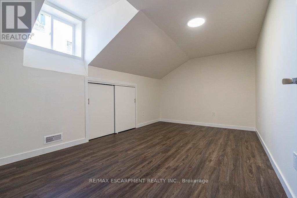 111 Wellington Street S, Hamilton, Ontario  L8N 2R3 - Photo 21 - X12351187