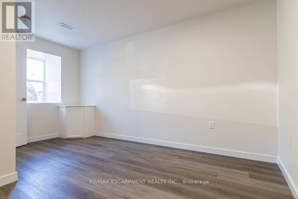 111 Wellington Street S, Hamilton, Ontario  L8N 2R3 - Photo 32 - X12351187