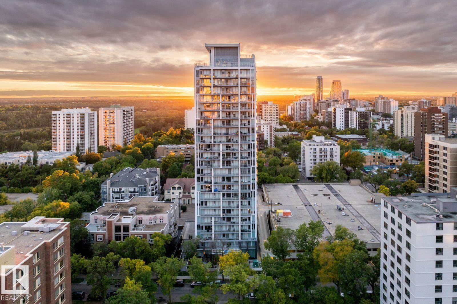 9922 111 ST NW, Edmonton, Alberta