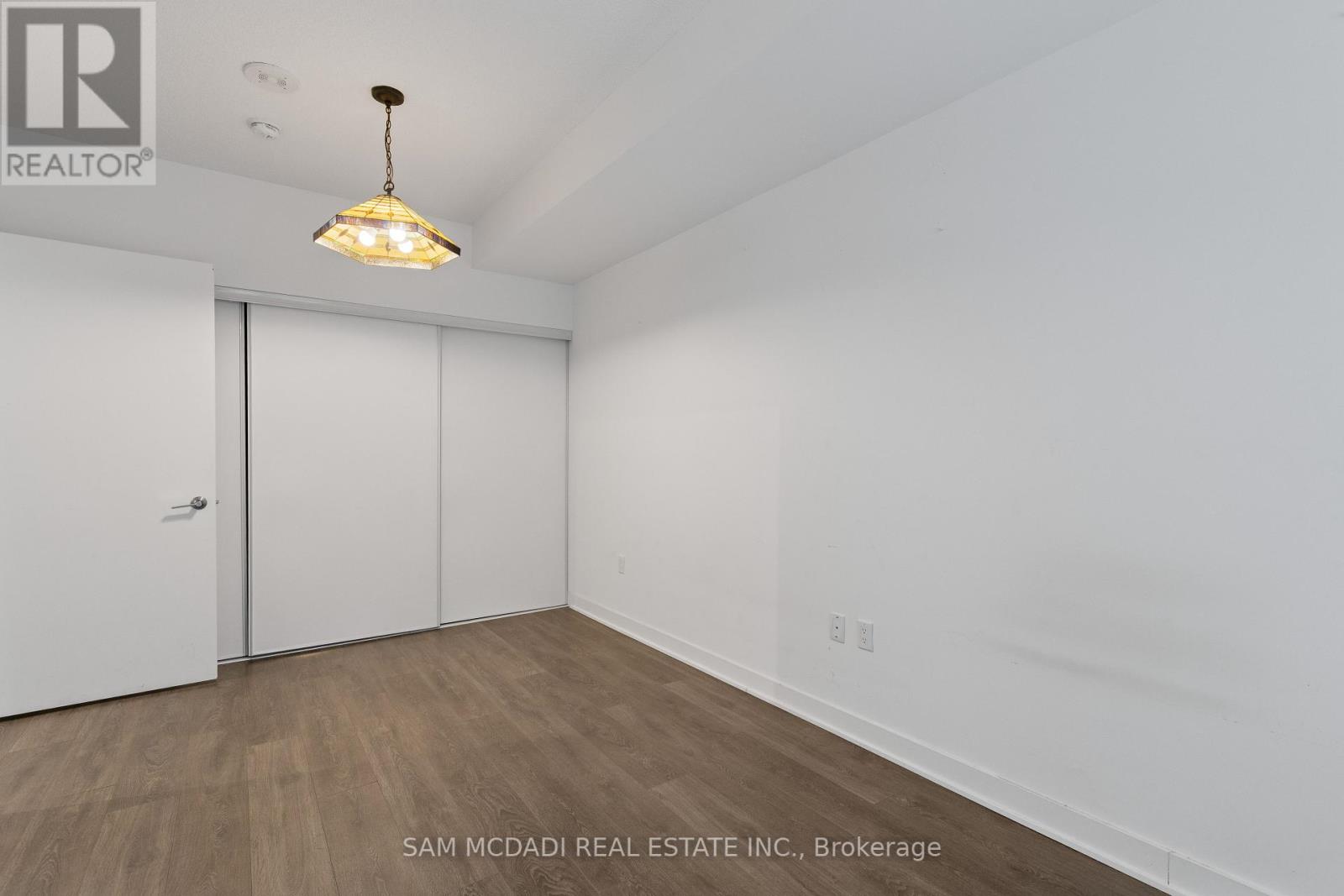 310 - 115 Blue Jays Way, Toronto, Ontario  M5V 0N4 - Photo 13 - C12351203