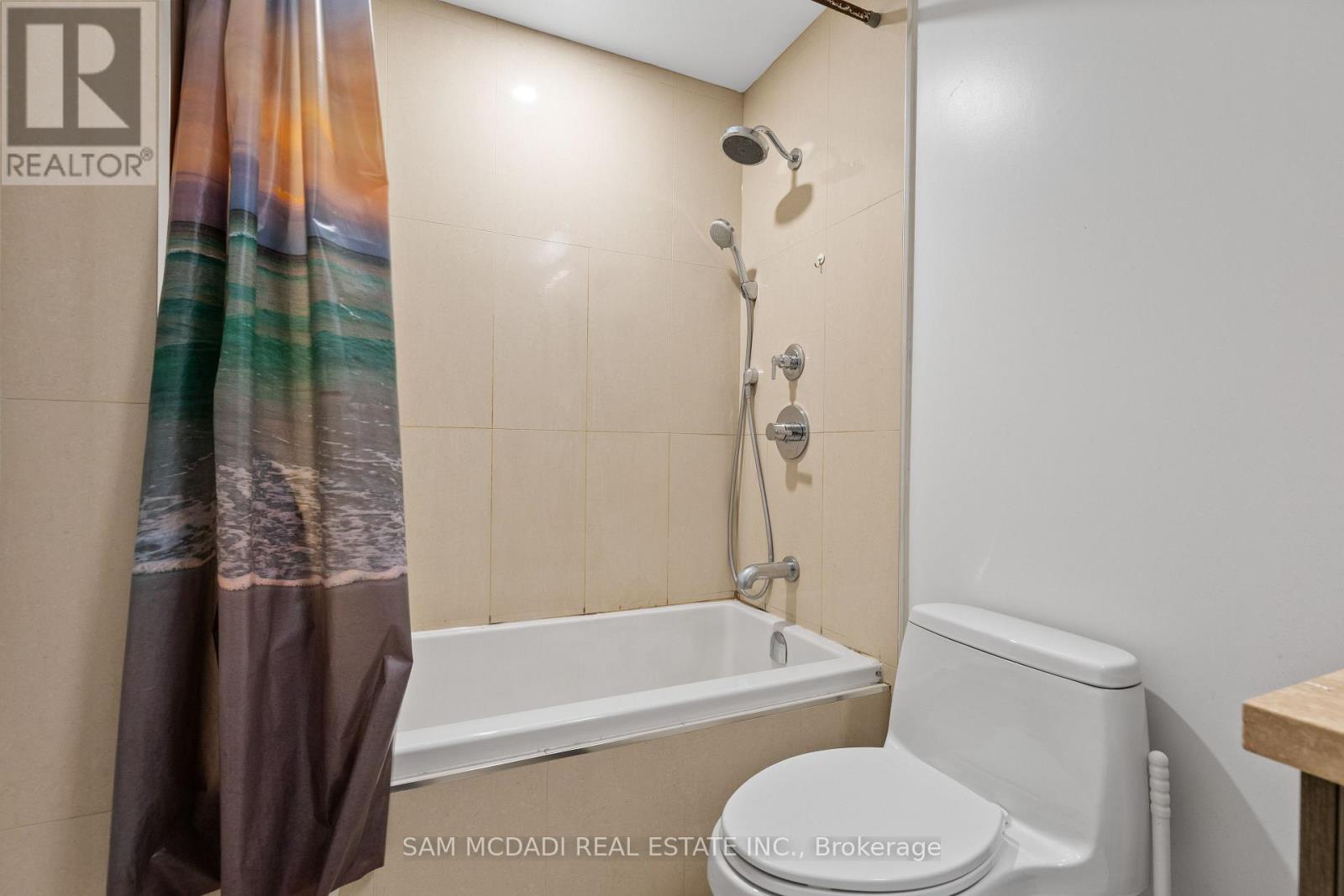 310 - 115 Blue Jays Way, Toronto, Ontario  M5V 0N4 - Photo 18 - C12351203