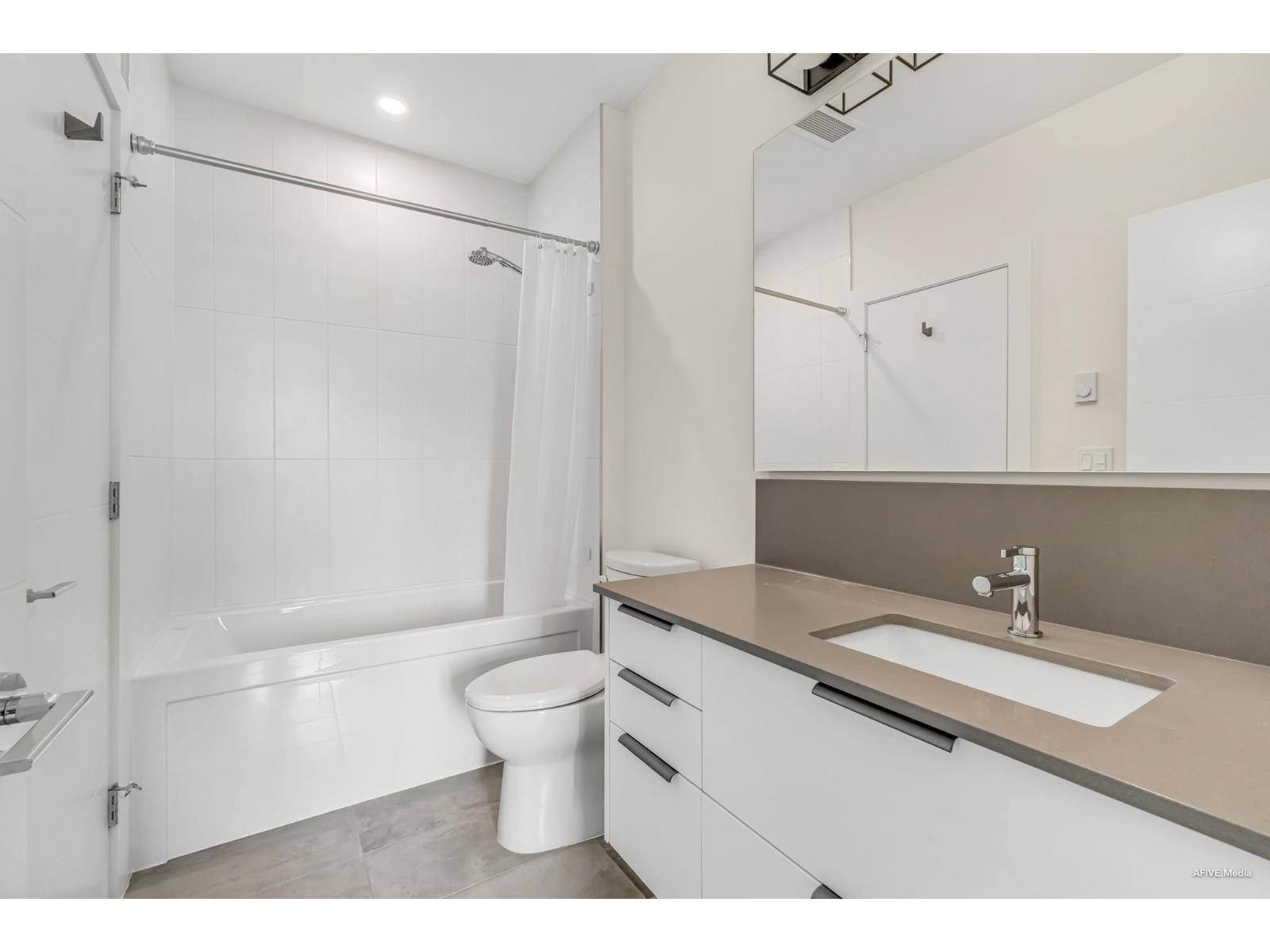 606 7920 206 Street, Langley, British Columbia V2Y 3X1 - Photo 17 - R3038044