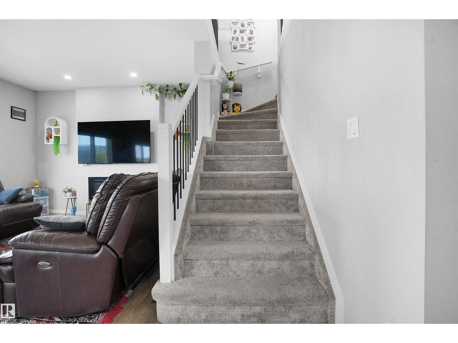 464 42 Ave Nw Nw, Edmonton, Alberta  T6T 2G1 - Photo 4 - E4453556
