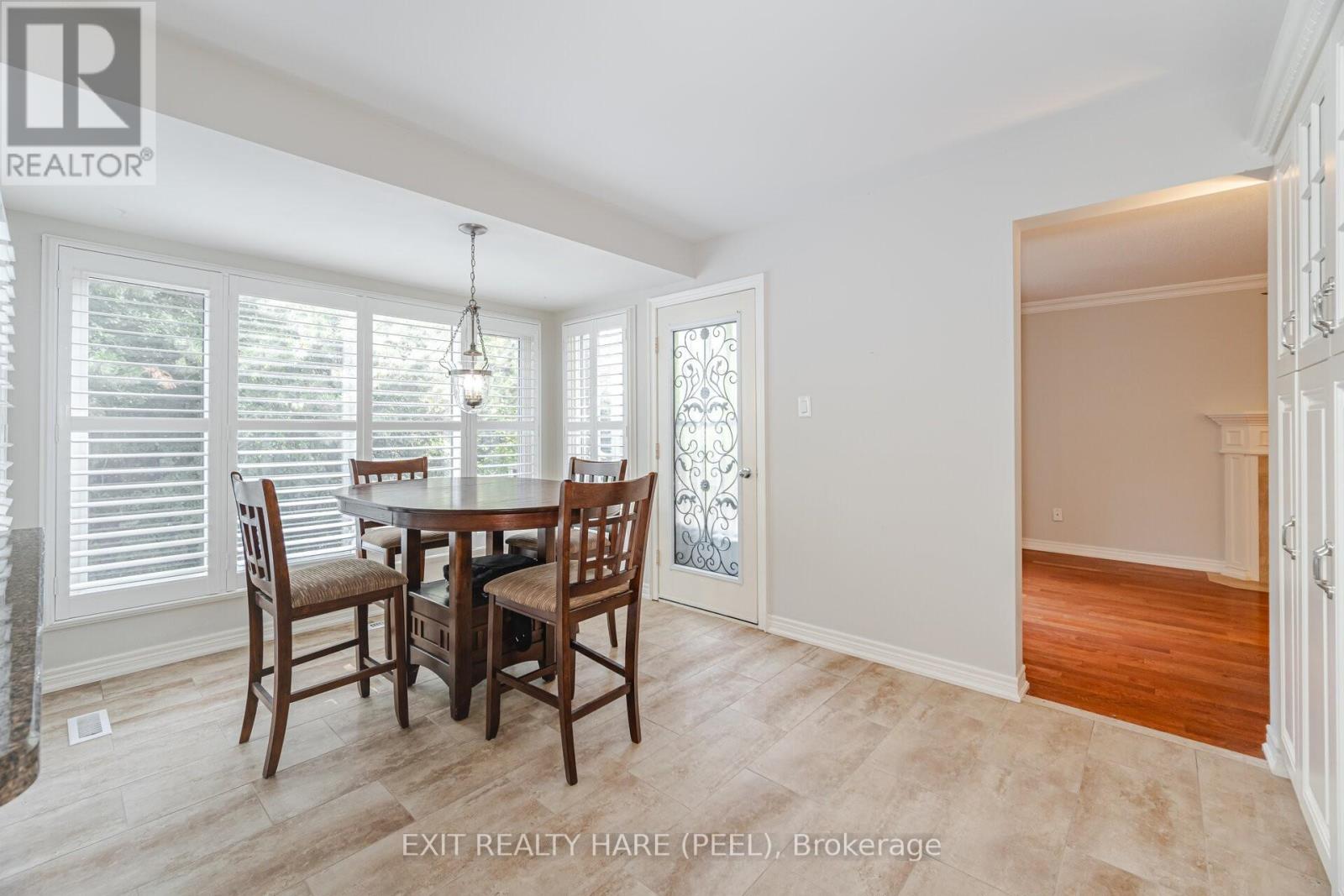 60 Esker Drive, Brampton (Heart Lake East), Ontario  L6Z 3C9 - Photo 13 - W12351218