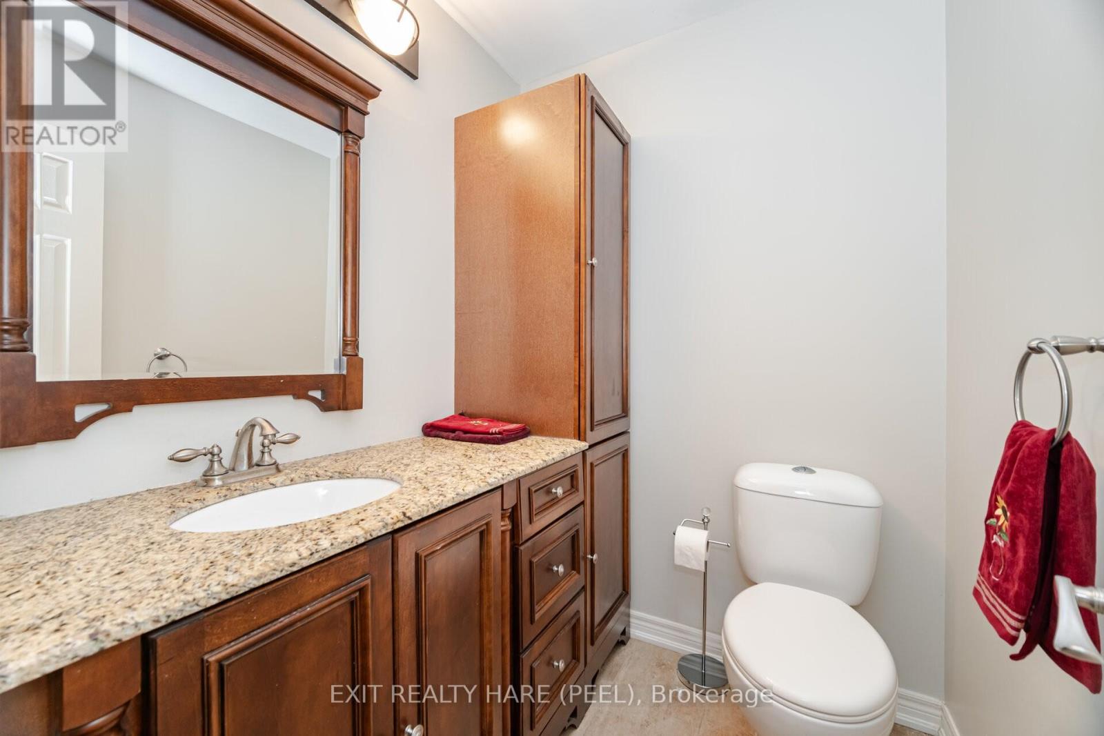 60 Esker Drive, Brampton (Heart Lake East), Ontario  L6Z 3C9 - Photo 18 - W12351218