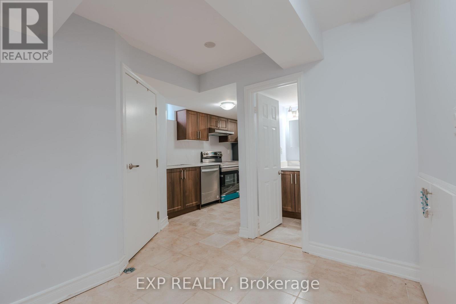 Bsmt - 244 Breton Avenue, Mississauga, Ontario  L4Z 4K3 - Photo 7 - W12351221